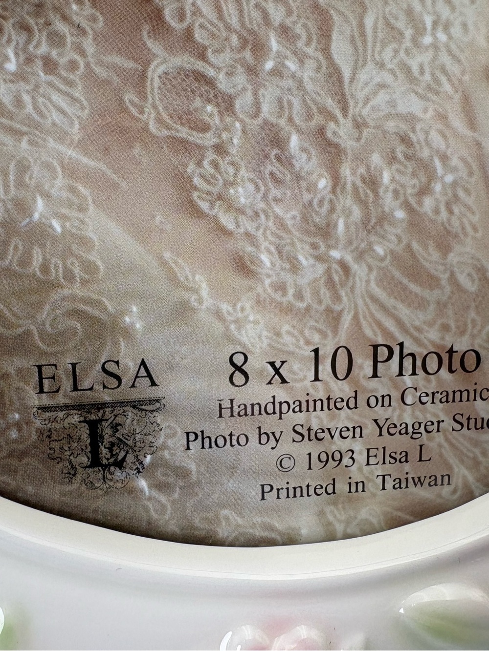 Gorgeous Vintage ELSA White Ceramic Picture Frame with Pink Rose Accents - 8x10 - Picture 8 of 13